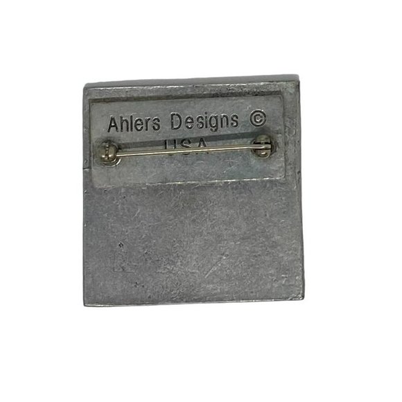 Vintage Signed Gail Ahlers Designs USA Hands and Heart Purple Pewter Pin Brooch - Picture 3 of 5